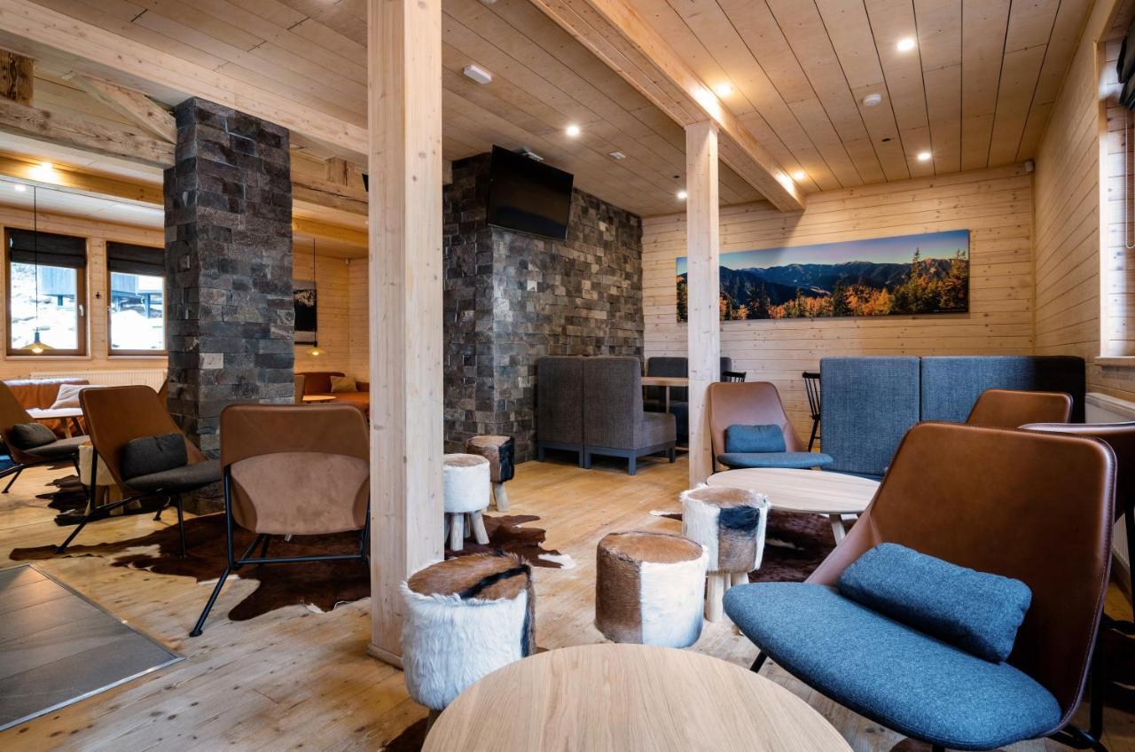 Hotel Bjoernson Jasna & Bjoernson Tree Houses เดมานอฟสกา โดลินา ภายนอก รูปภาพ