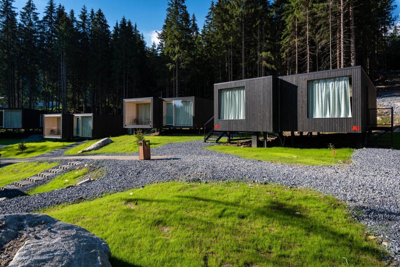 Hotel Bjoernson Jasna & Bjoernson Tree Houses เดมานอฟสกา โดลินา ภายนอก รูปภาพ