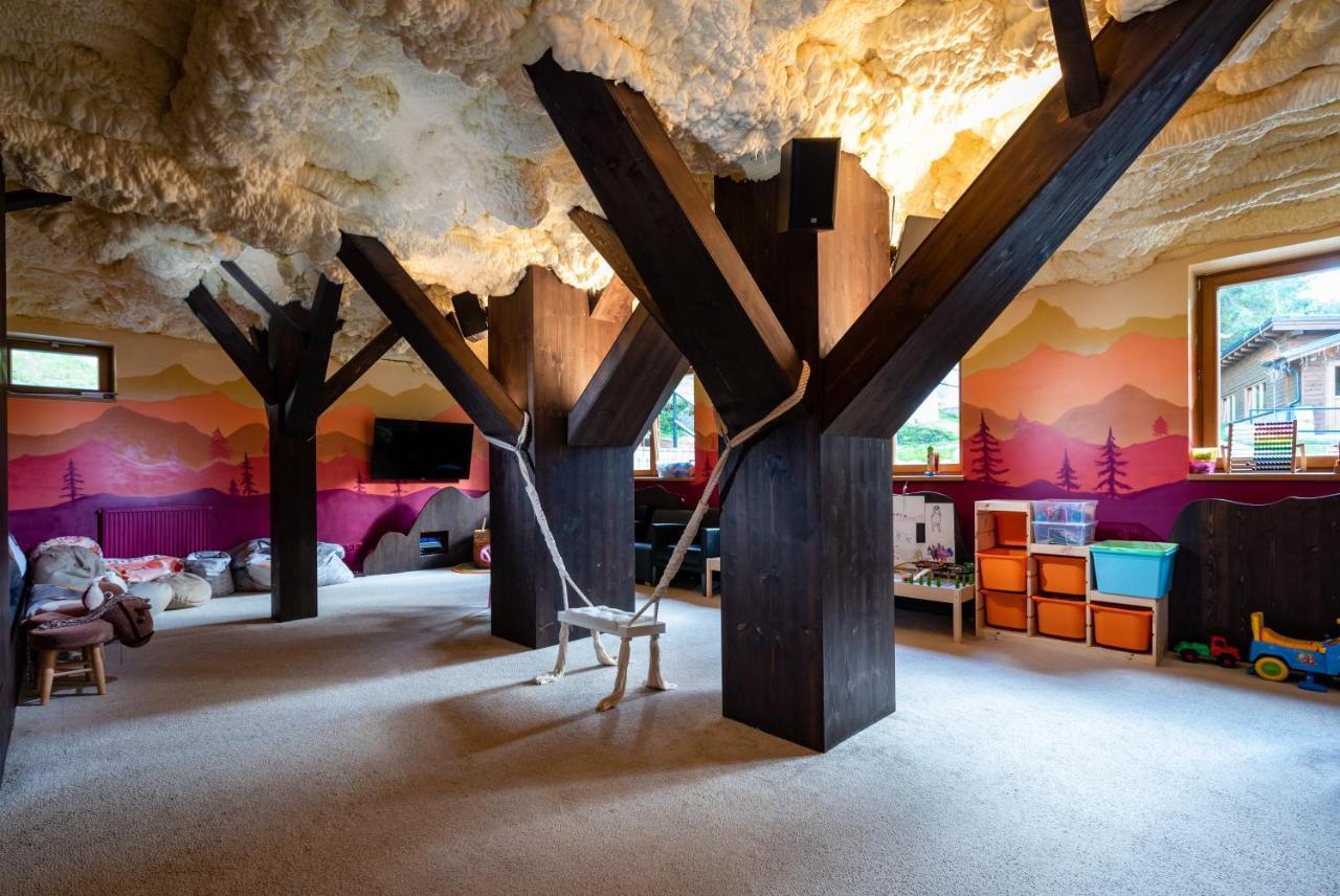 Hotel Bjoernson Jasna & Bjoernson Tree Houses เดมานอฟสกา โดลินา ภายนอก รูปภาพ