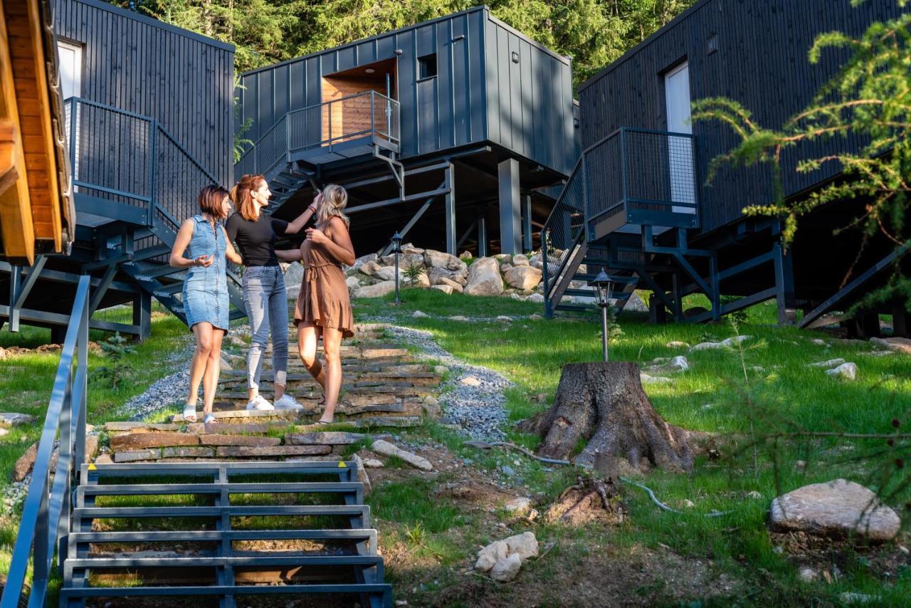 Hotel Bjoernson Jasna & Bjoernson Tree Houses เดมานอฟสกา โดลินา ภายนอก รูปภาพ