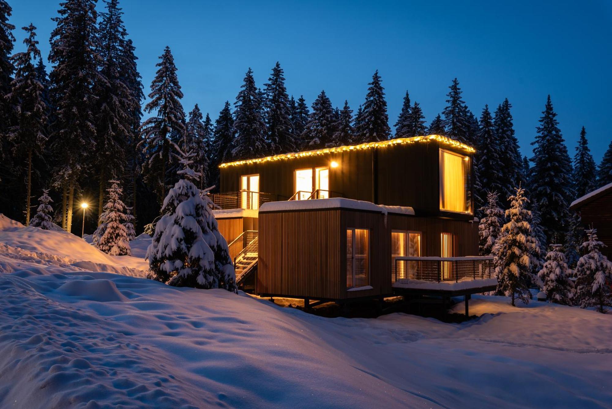 Hotel Bjoernson Jasna & Bjoernson Tree Houses เดมานอฟสกา โดลินา ภายนอก รูปภาพ