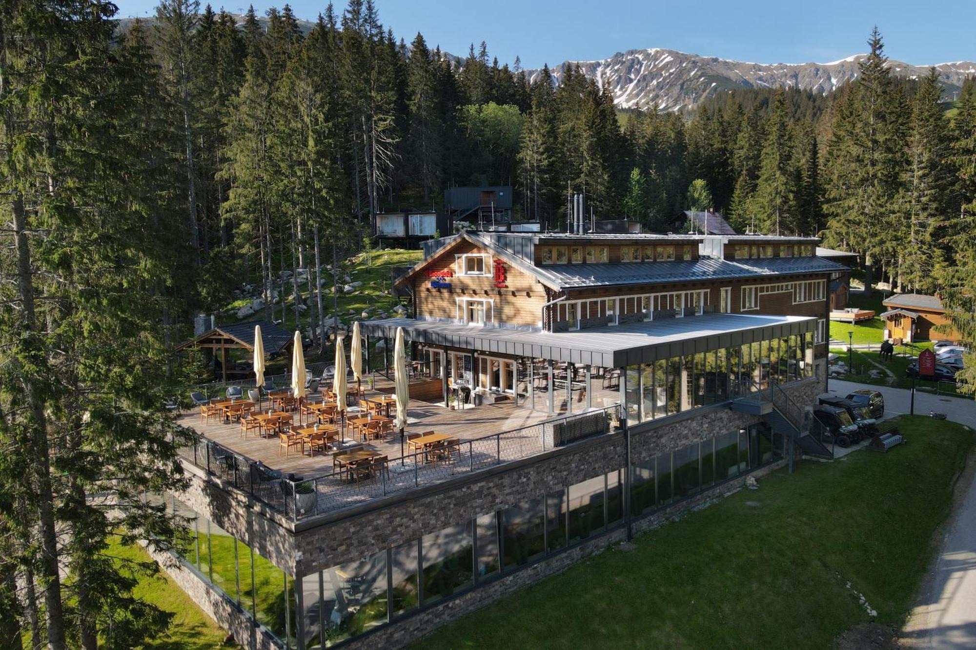 Hotel Bjoernson Jasna & Bjoernson Tree Houses เดมานอฟสกา โดลินา ภายนอก รูปภาพ